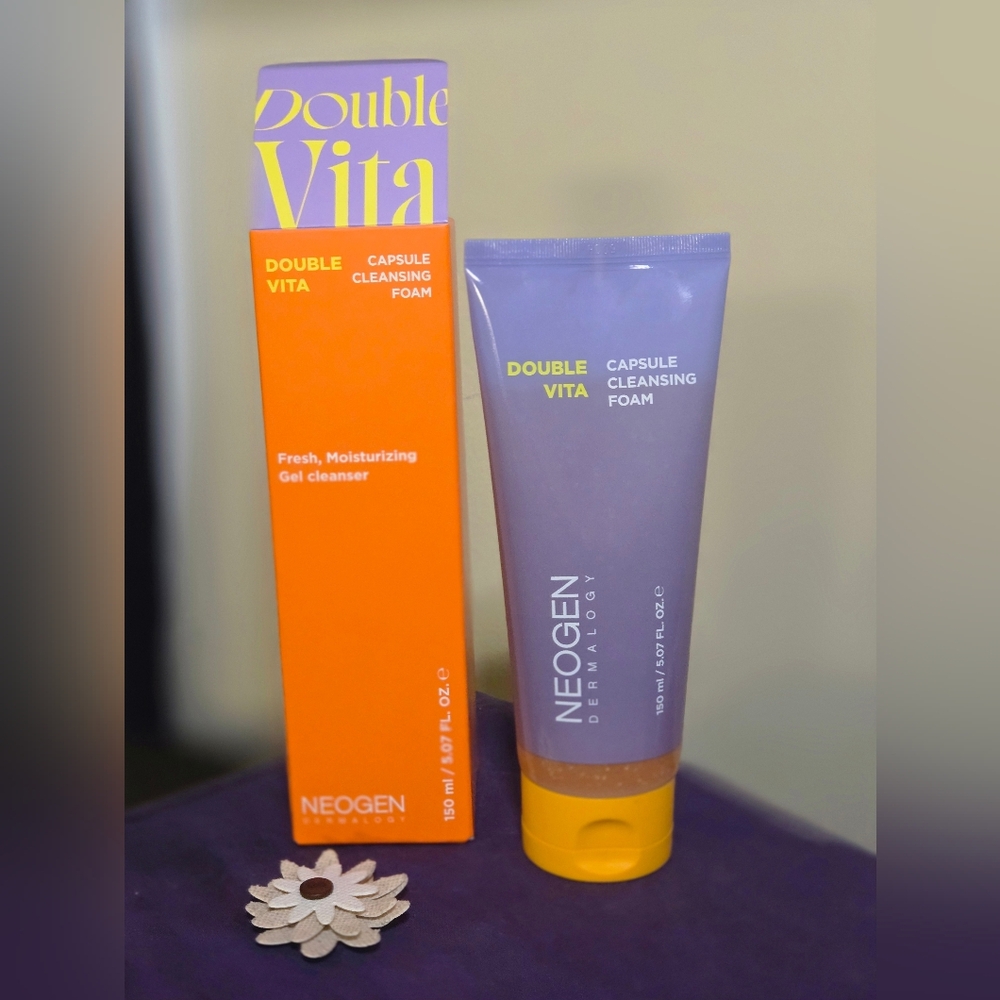 Neogen Double Vita Cleansing Foam